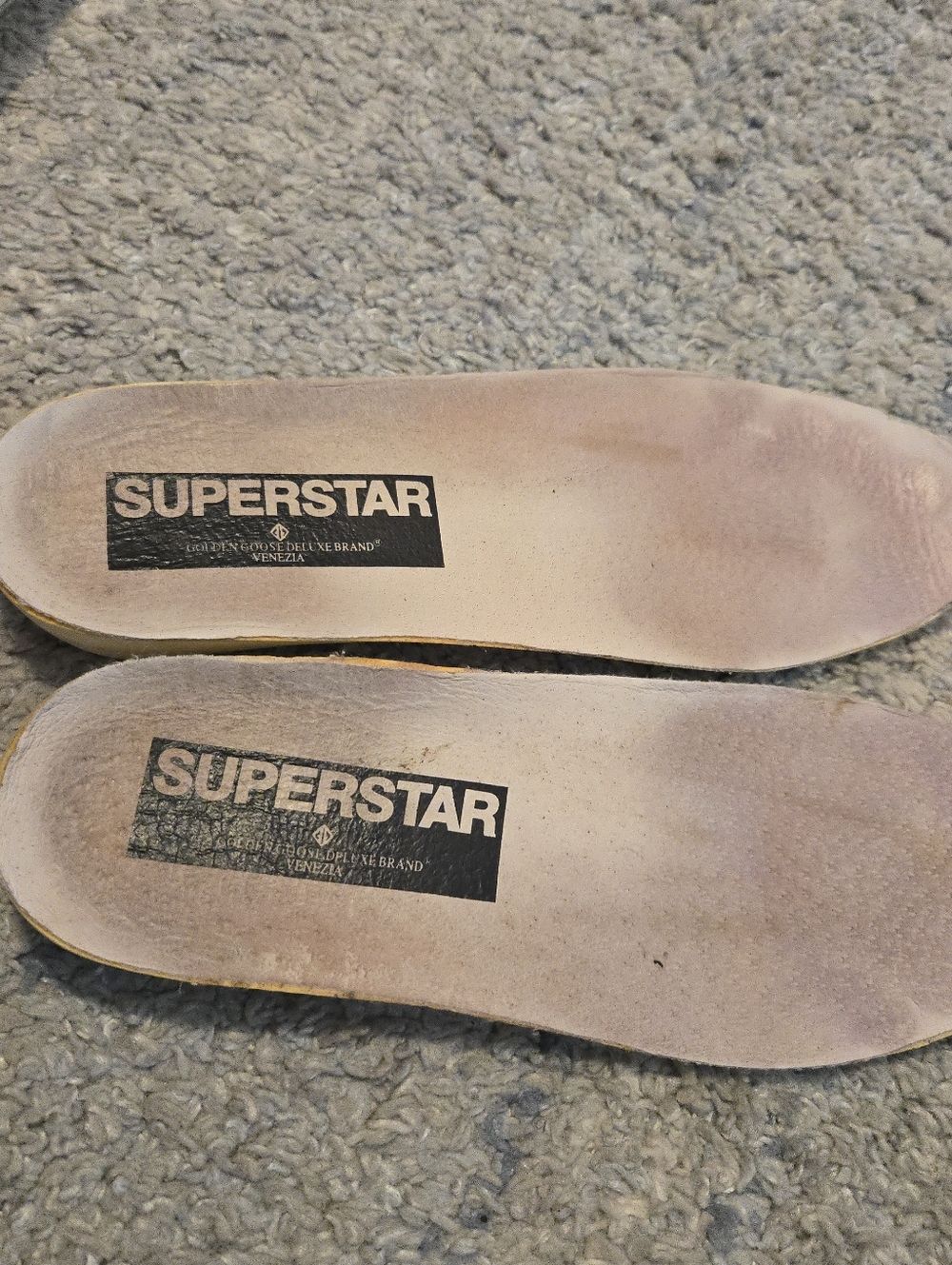 Golden Goose Super-Star Sneakers White Leather Red Star Blue Heel Tab EU 42.5 - Picture 11 of 15